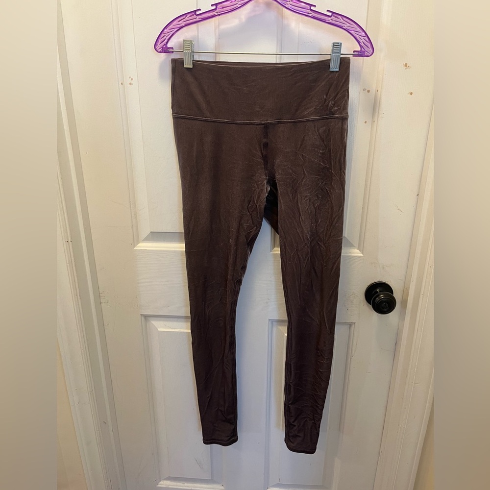 🧘🏽‍♀️LIKE NEW Alo Yoga Brown Velvet Leggings - Sz Medium